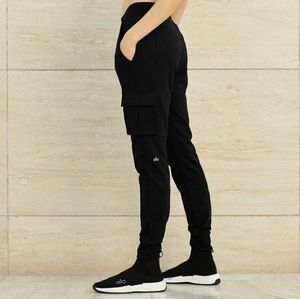 ALO Unwind Cargo Jogger